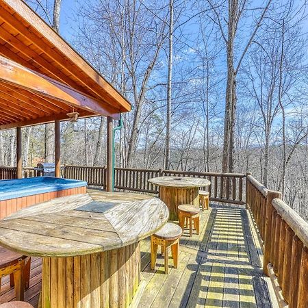 Moonshine Ridge Villa Pigeon Forge Bagian luar foto